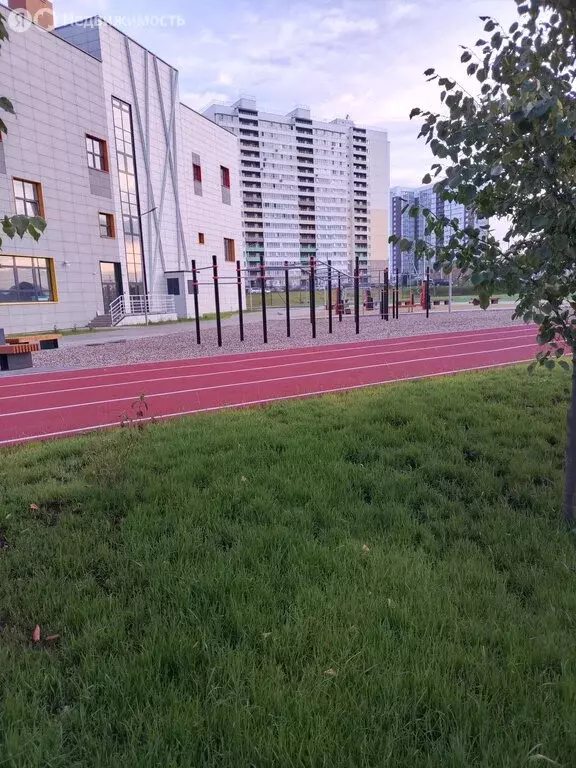 Квартира-студия: Киров, улица Потребкооперации, 34к1 (27.7 м) - Фото 1