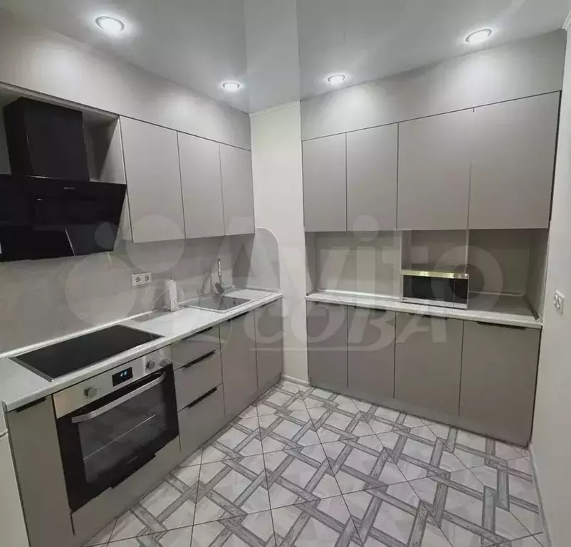 1-к. квартира, 40 м, 4/17 эт. - Фото 0