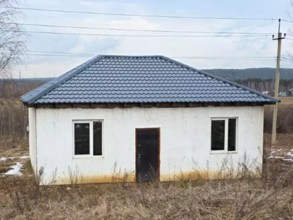 Дом в Иркутская область, Иркутский муниципальный округ, с. Пивовариха ... - Фото 1