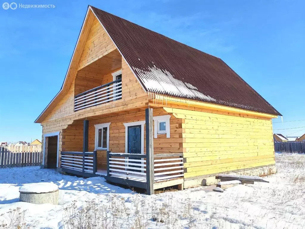 Дом в село Урик, Сельская улица (160 м) - Фото 1