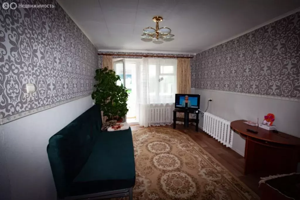 3-комнатная квартира: Малая Вишера, Лесная улица, 33 (60.4 м) - Фото 0
