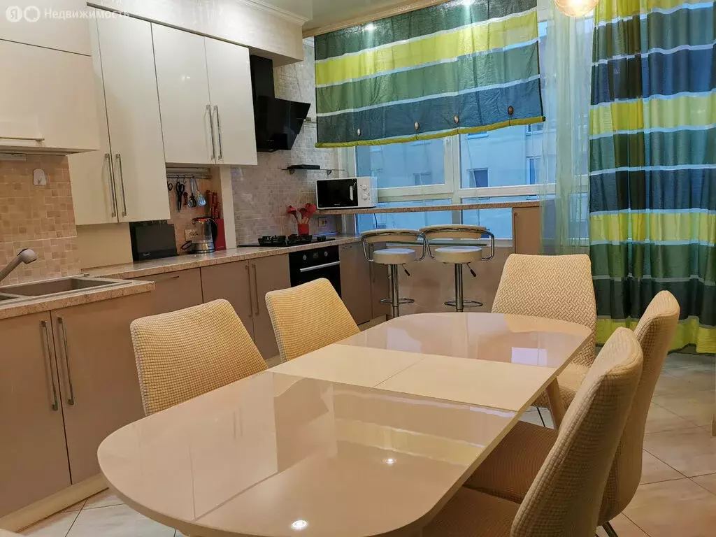 2-комнатная квартира: Зеленоградск, Балтийский проезд, 4 (53.8 м) - Фото 2