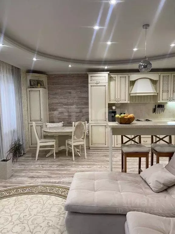 2-к кв. Мордовия, Саранск Мордовская ул., 35к192 (87.0 м) - Фото 1