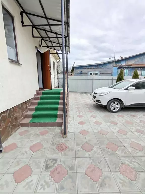 Дом в Саратовская область, Саратов проезд 1-й Магнитный, 26/28 (110 м) - Фото 0