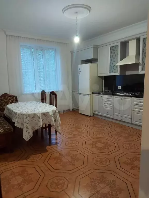 2-к. квартира, 80 м, 2/6 эт. - Фото 1