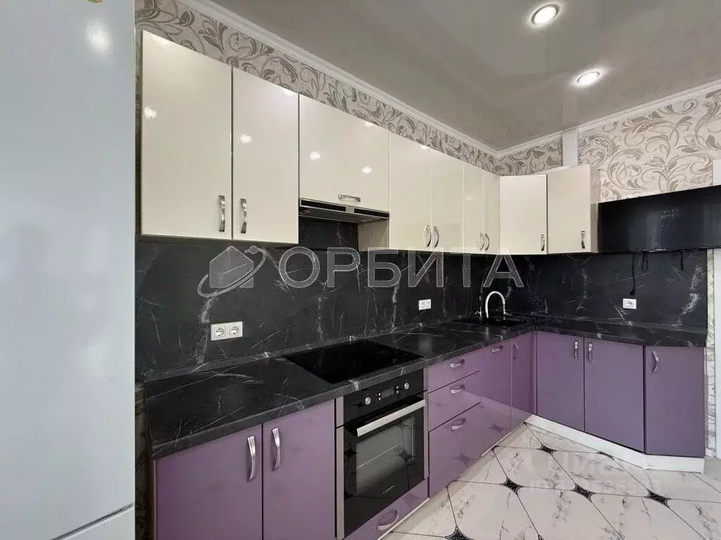 3-к кв. Тюменская область, Тюмень бул. Бориса Щербины, 18 (81.8 м) - Фото 1