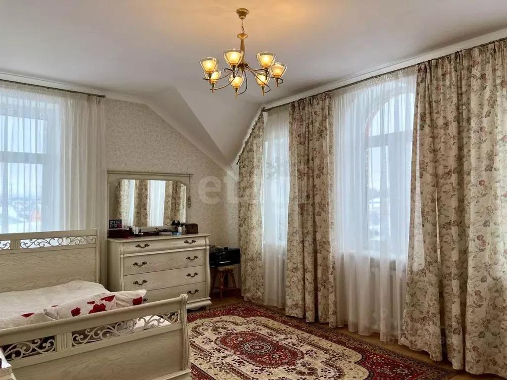 Дом в Татарстан, Альметьевск ул. Фурманова, 1 (178 м) - Фото 1