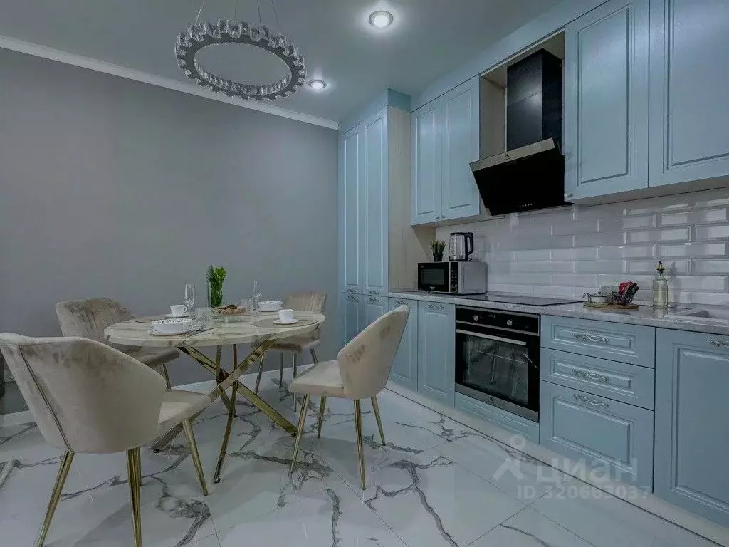 2-к кв. Астраханская область, Астрахань ул. Бехтерева, 2А (55.0 м) - Фото 1