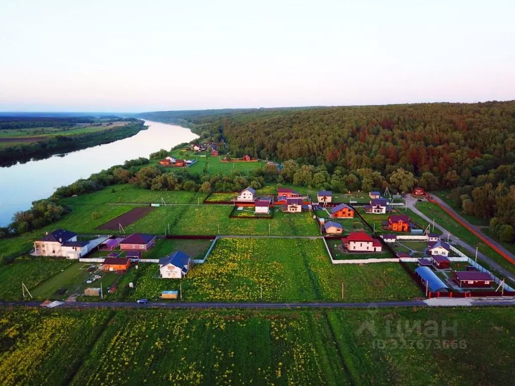 Участок в Калужская область, Тарусский муниципальный округ, Кузьмищево ... - Фото 1