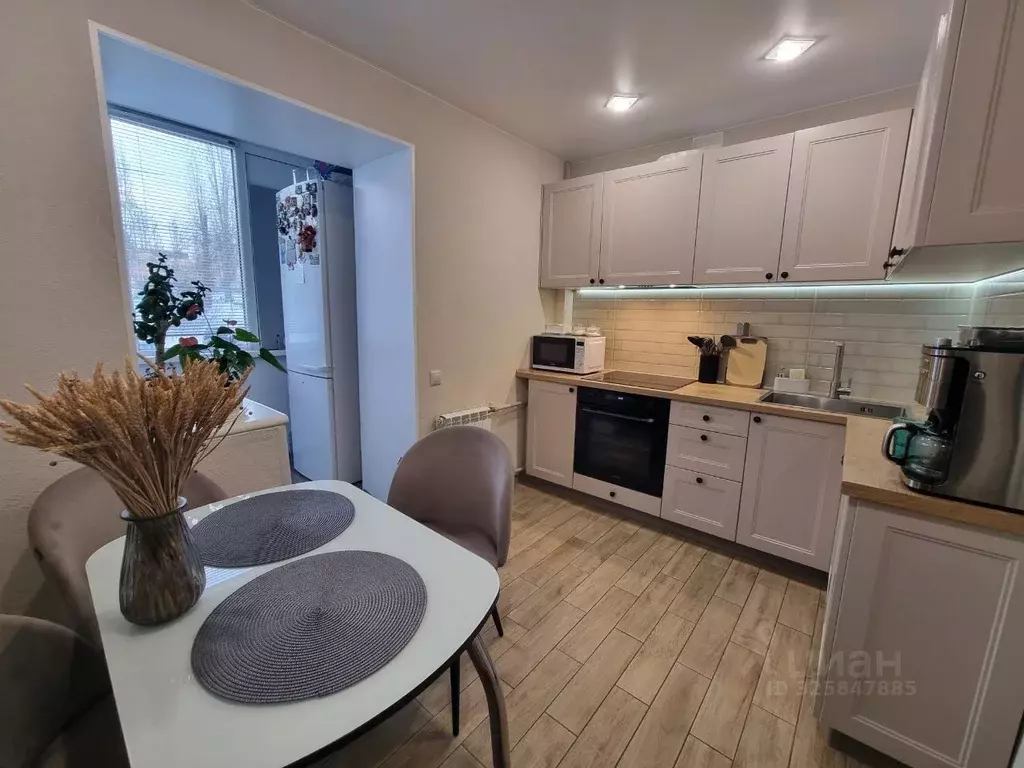 2-к кв. Белгородская область, Белгород ул. Губкина, 16 (53.6 м) - Фото 1