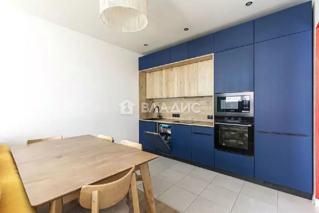 Продается 2-комнатная квартира - Фото 1