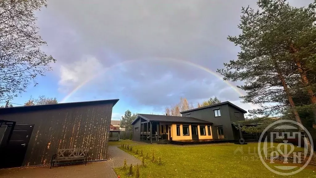 Коттедж в Санкт-Петербург пос. Белоостров,  (250 м) - Фото 2