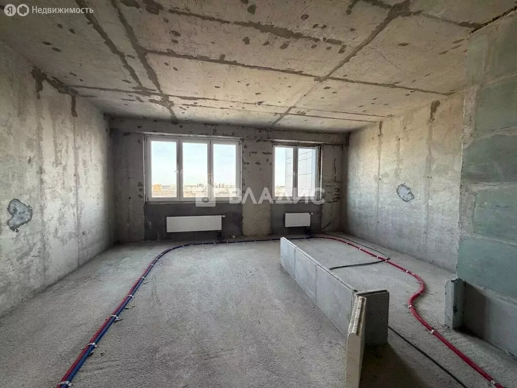 2-комнатная квартира: Москва, Новогиреевская улица, 5 (62.4 м) - Фото 1