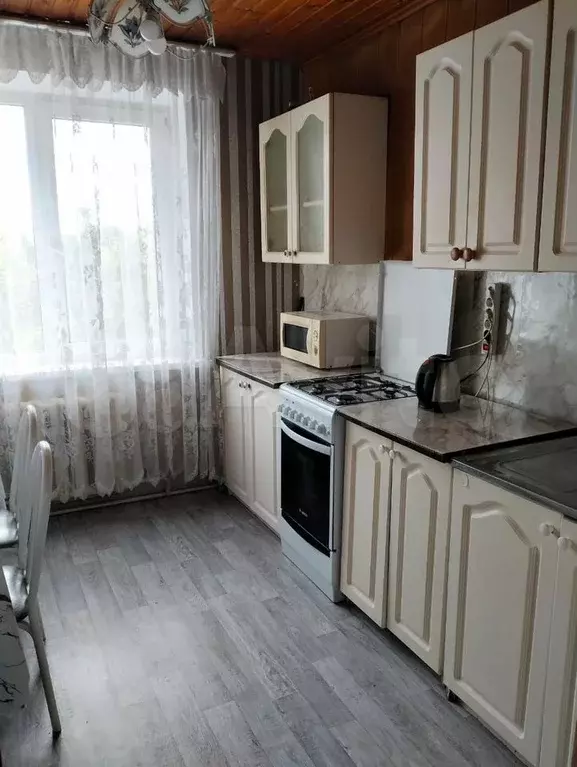 2-к. квартира, 50 м, 3/3 эт. - Фото 0