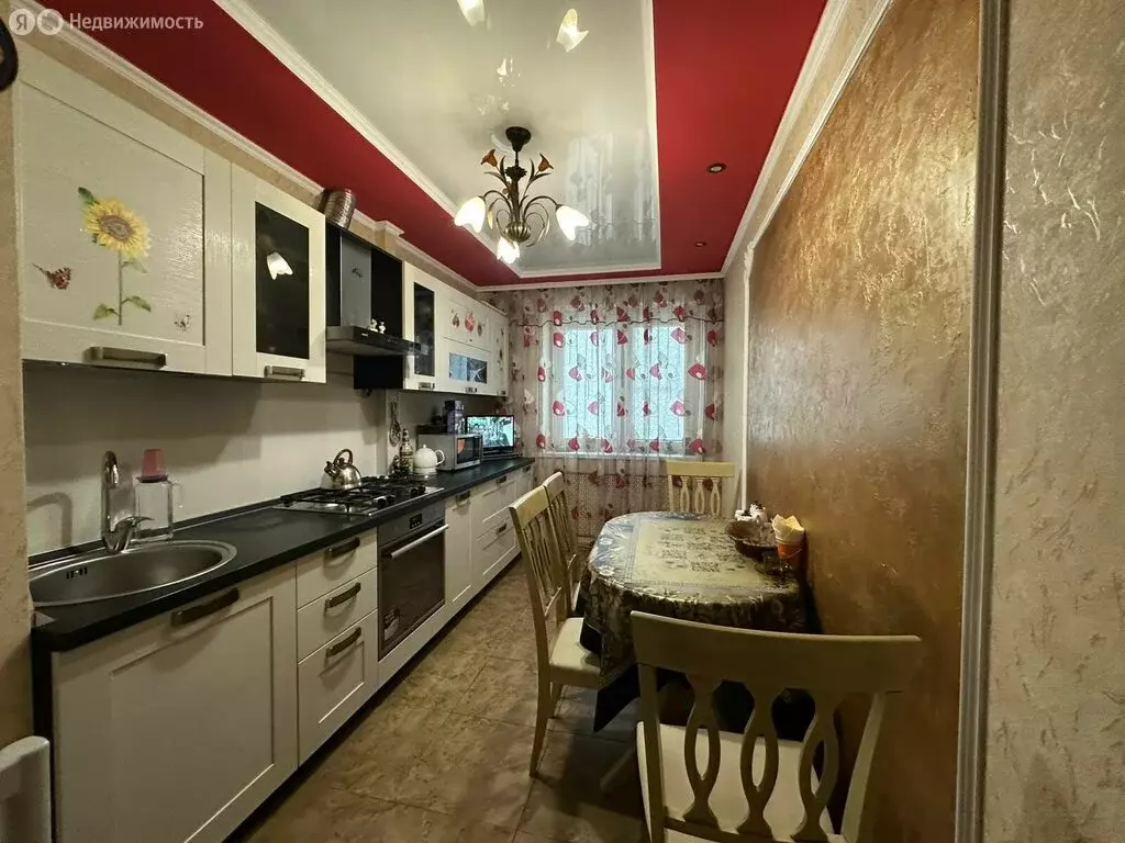 3-комнатная квартира: Астрахань, улица Куликова, 42к1 (65.4 м) - Фото 0