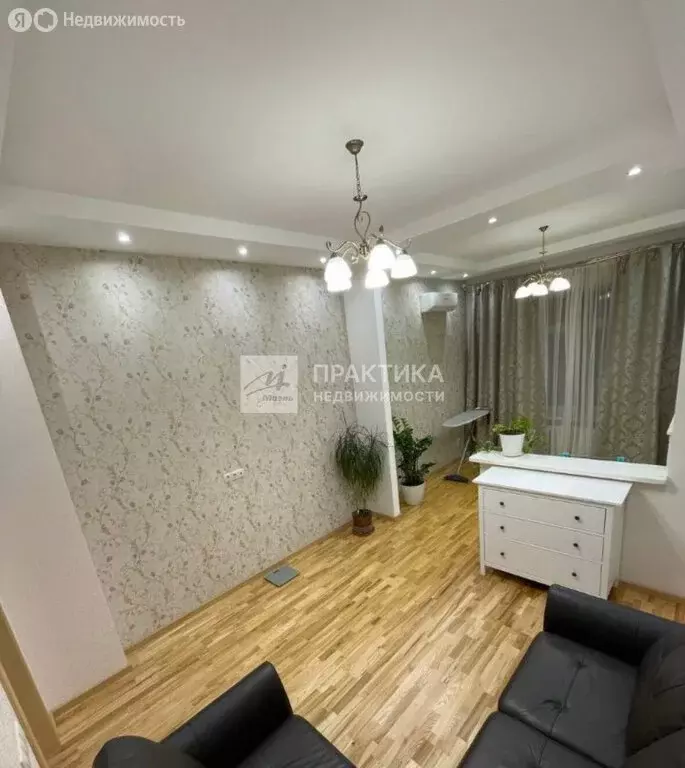 3-комнатная квартира: Москва, Чкаловский бульвар, 6 (93 м) - Фото 0