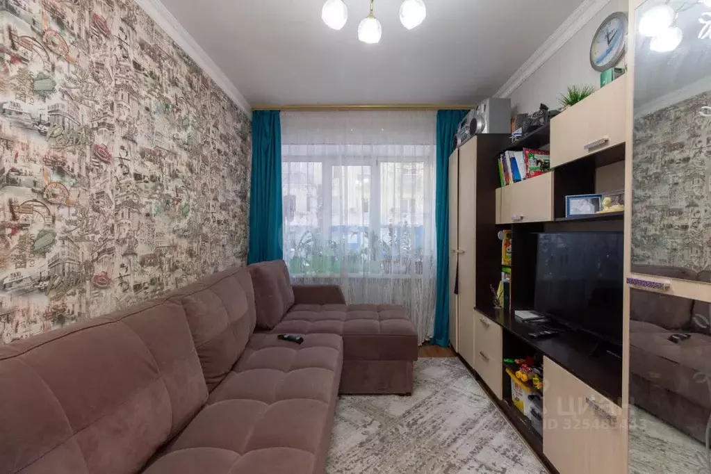 2-к кв. Красноярский край, Красноярск Свободный просп., 38 (43.8 м) - Фото 1