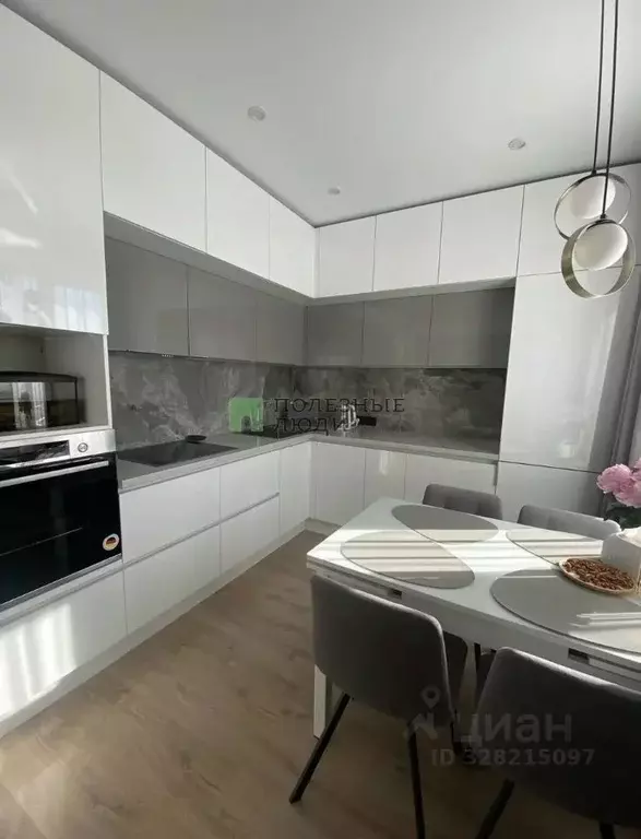 3-к кв. Курганская область, Курган Заозерный жилрайон, 4-й мкр, 12А ... - Фото 1