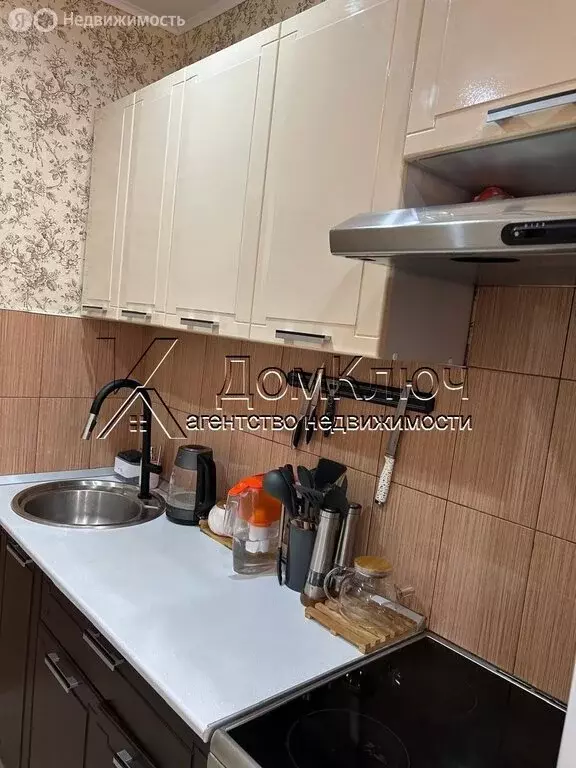 2-комнатная квартира: Кумертау, Бабаевская улица, 6 (42.9 м) - Фото 0