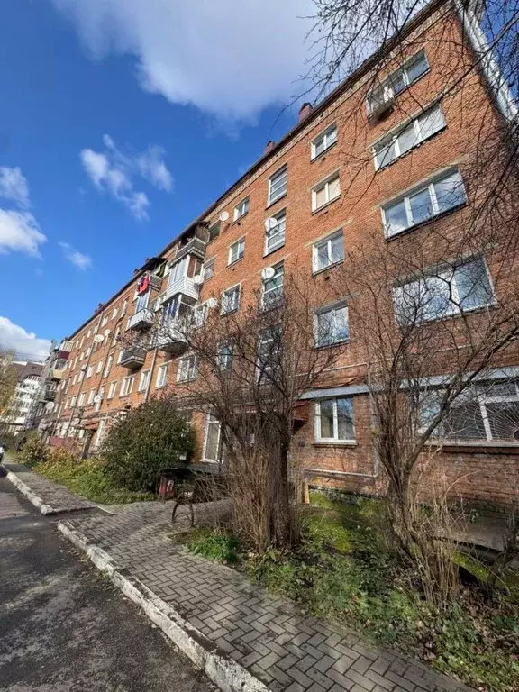 2-к кв. Алтай, Горно-Алтайск Коммунистический просп., 49 (42.8 м) - Фото 1