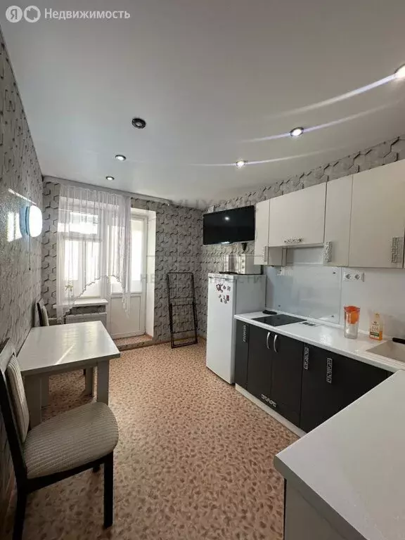 1-комнатная квартира: Нефтекамск, улица Декабристов, 11 (30 м) - Фото 1