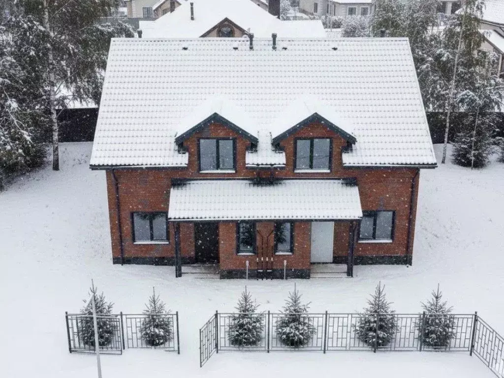 Таунхаус в Ленинградская область, Всеволожский район, Юкковское с/пос, ... - Фото 1