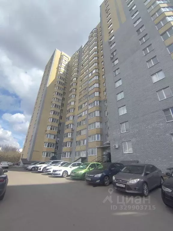Студия Курская область, Курск просп. Вячеслава Клыкова, 9Б (27.0 м) - Фото 1