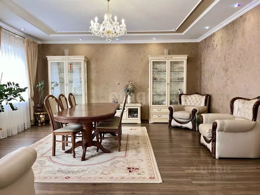 Дом в Башкортостан, Уфа ул. Геофизиков, 50Б (290 м) - Фото 1