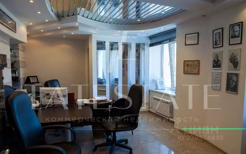 Офис в Татарстан, Казань ул. Масгута Латыпова, 24 (1032 м) - Фото 2
