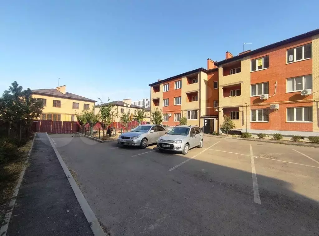 3-к. квартира, 94 м, 1/3 эт. - Фото 1
