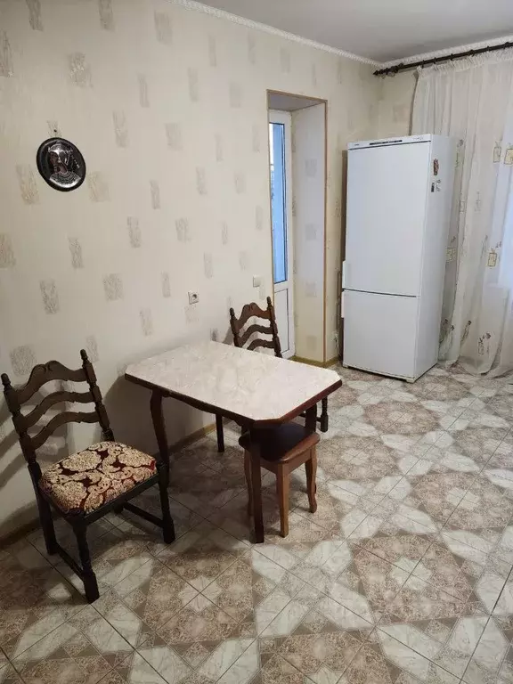 2-к кв. Астраханская область, Астрахань ул. Татищева, 43Б (95.0 м) - Фото 2