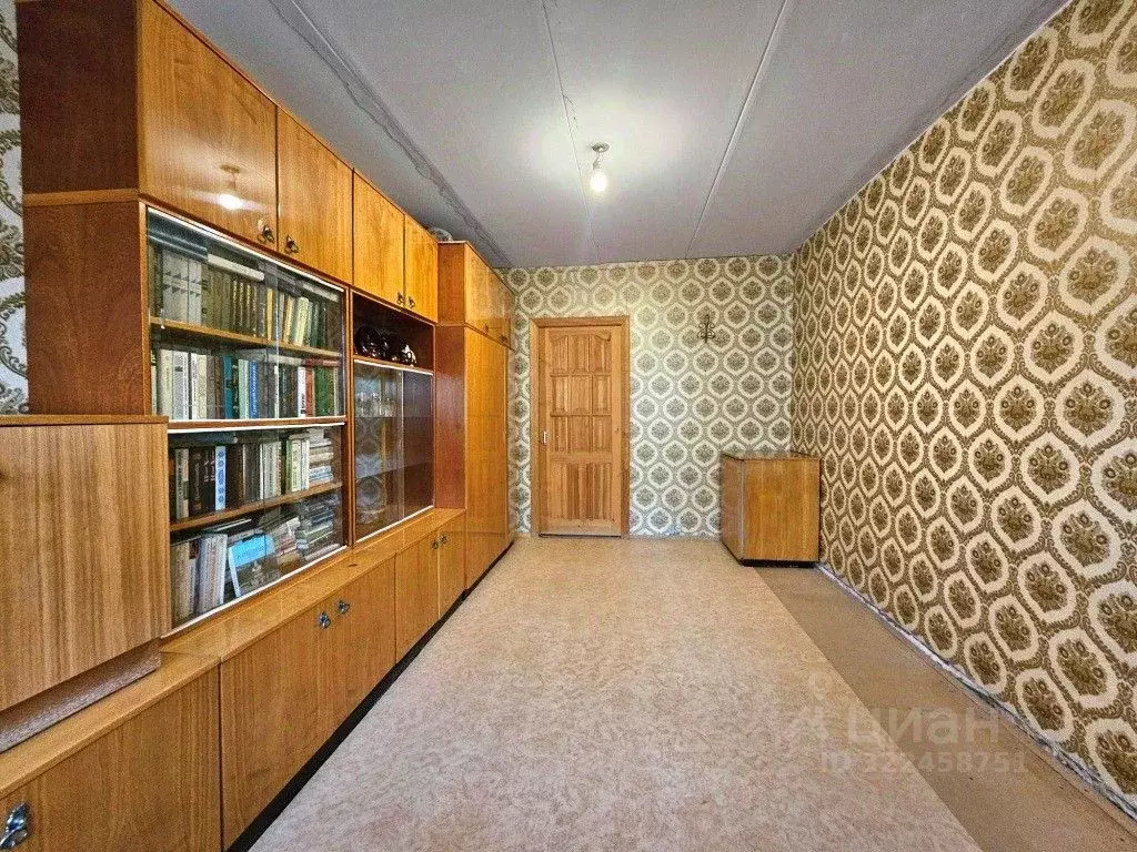 2-к кв. Кировская область, Киров ул. Сурикова, 11 (45.0 м) - Фото 2