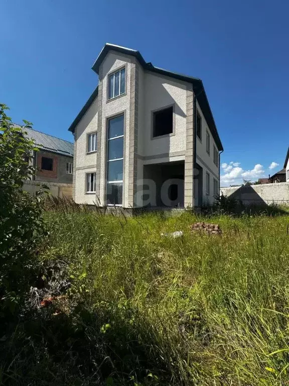 Дом в Ингушетия, Магас ул. Али Горчханова (360 м) - Фото 0