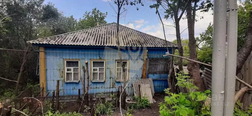 Дом в Белгородская область, Старооскольский городской округ, с. ... - Фото 1