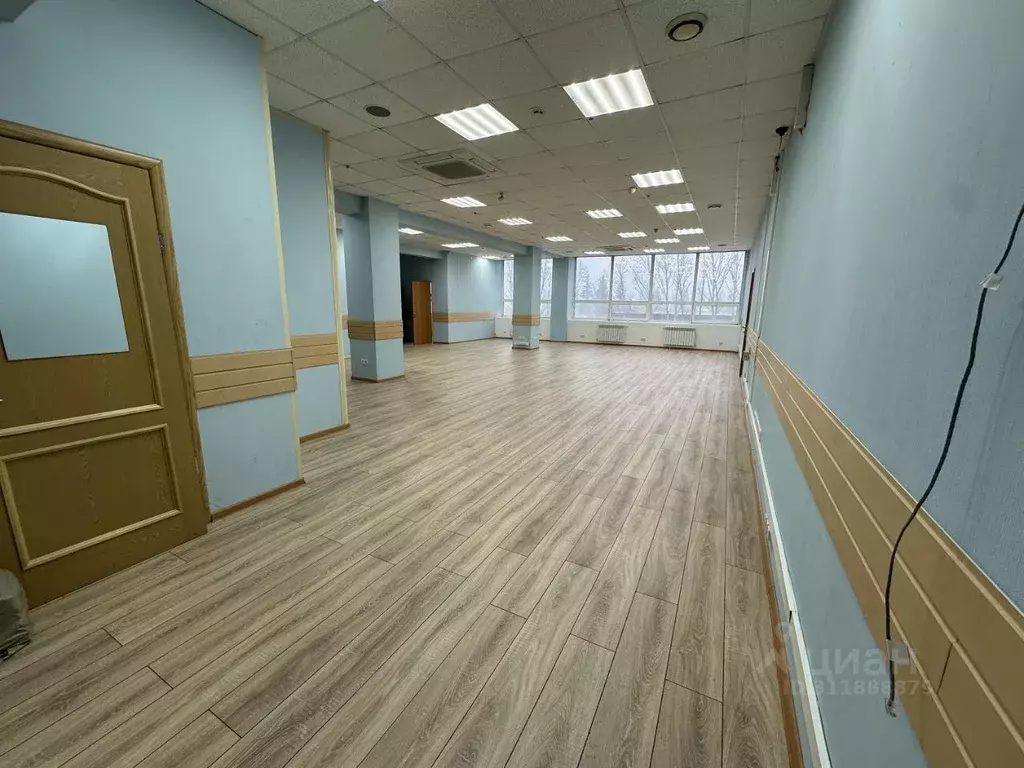 Офис в Свердловская область, Екатеринбург ул. Крестинского, 46А (241 ... - Фото 1