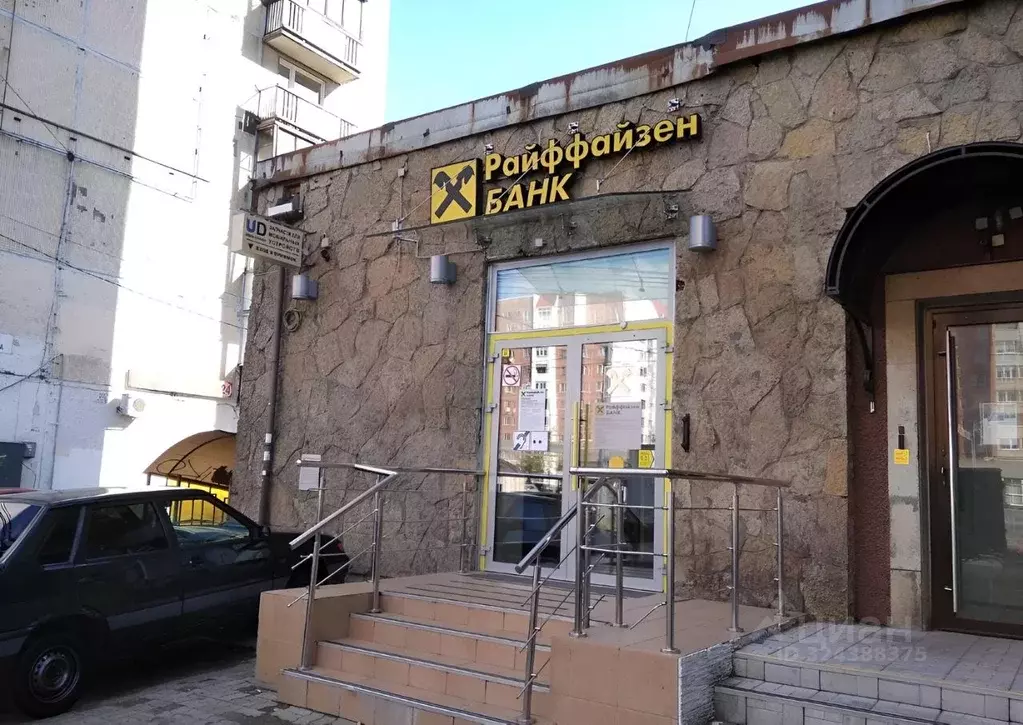 Торговая площадь в Санкт-Петербург просп. Просвещения, 34 (211 м) - Фото 1