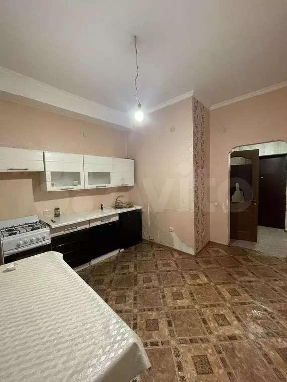 1-к. квартира, 42 м, 2/6 эт. - Фото 1