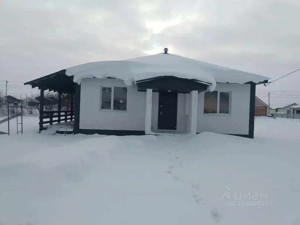 Дом в Башкортостан, Уфимский район, Кирилловский сельсовет, д. ... - Фото 1