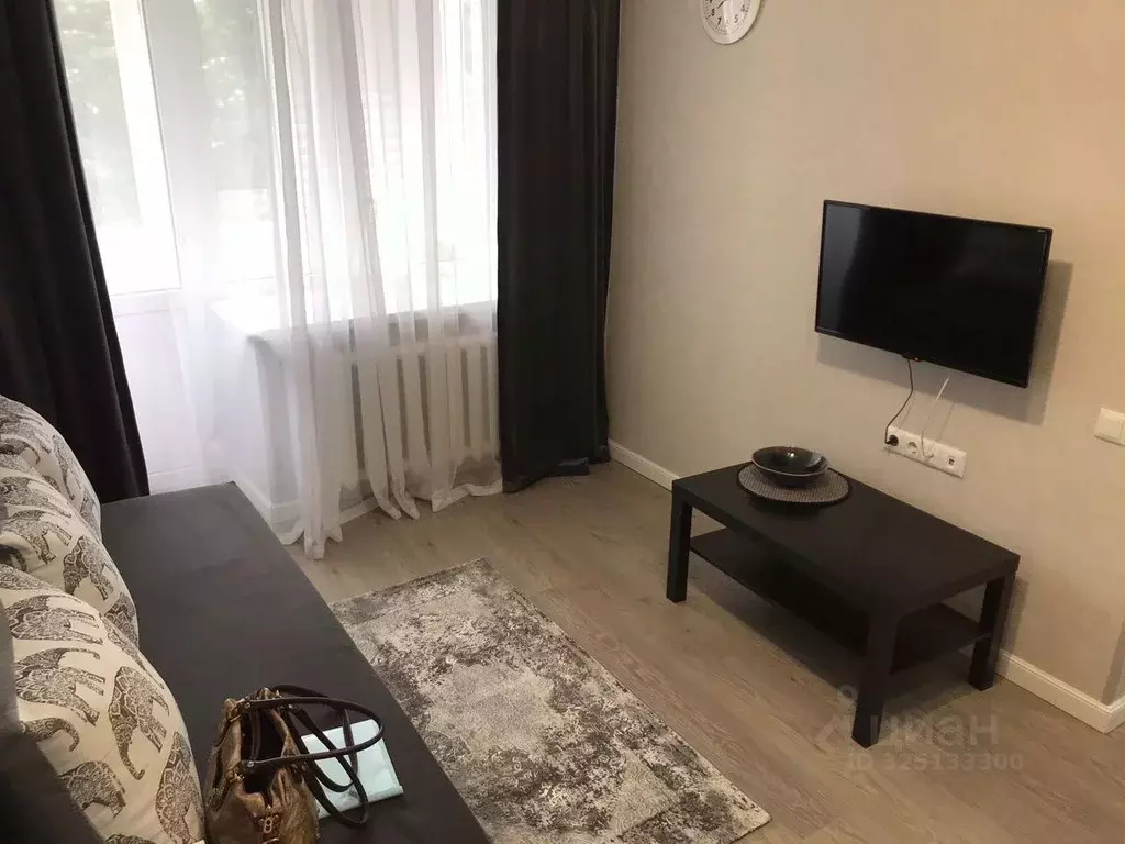 1-к кв. Башкортостан, Уфа Революционная ул., 56 (30.0 м) - Фото 2