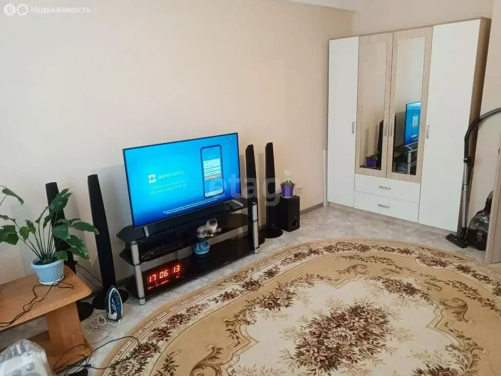 2-комнатная квартира: Макаров, улица Ленина, 9 (56 м) - Фото 1