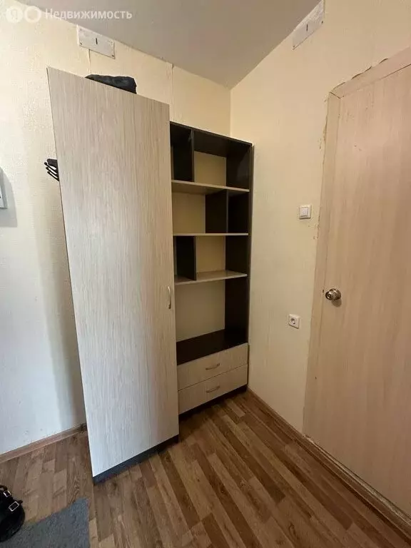 Квартира-студия: Челябинск, улица Братьев Кашириных, 131А (24 м) - Фото 2