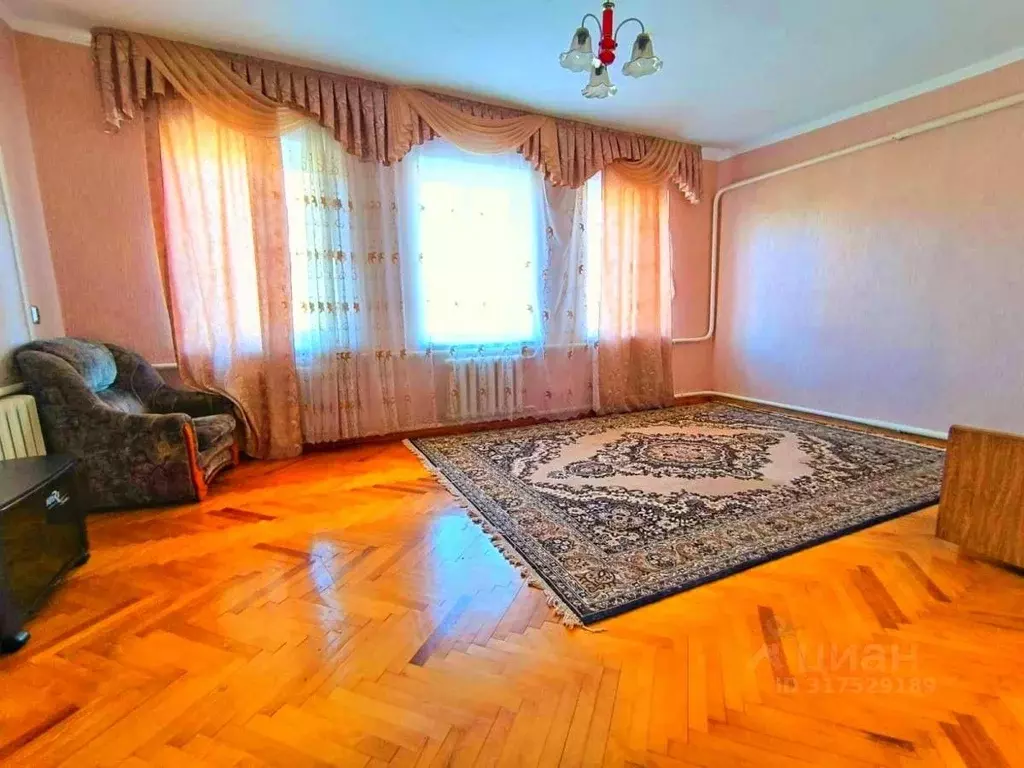 Дом в Краснодарский край, Тимашевск ул. Казачья, 189 (120 м) - Фото 1