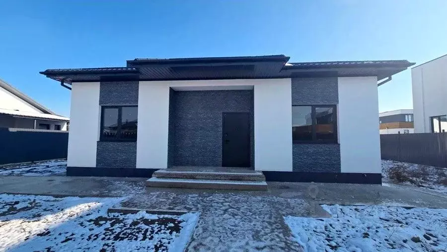 Дом в Краснодарский край, Анапа муниципальный округ, с. Витязево  (85 ... - Фото 2