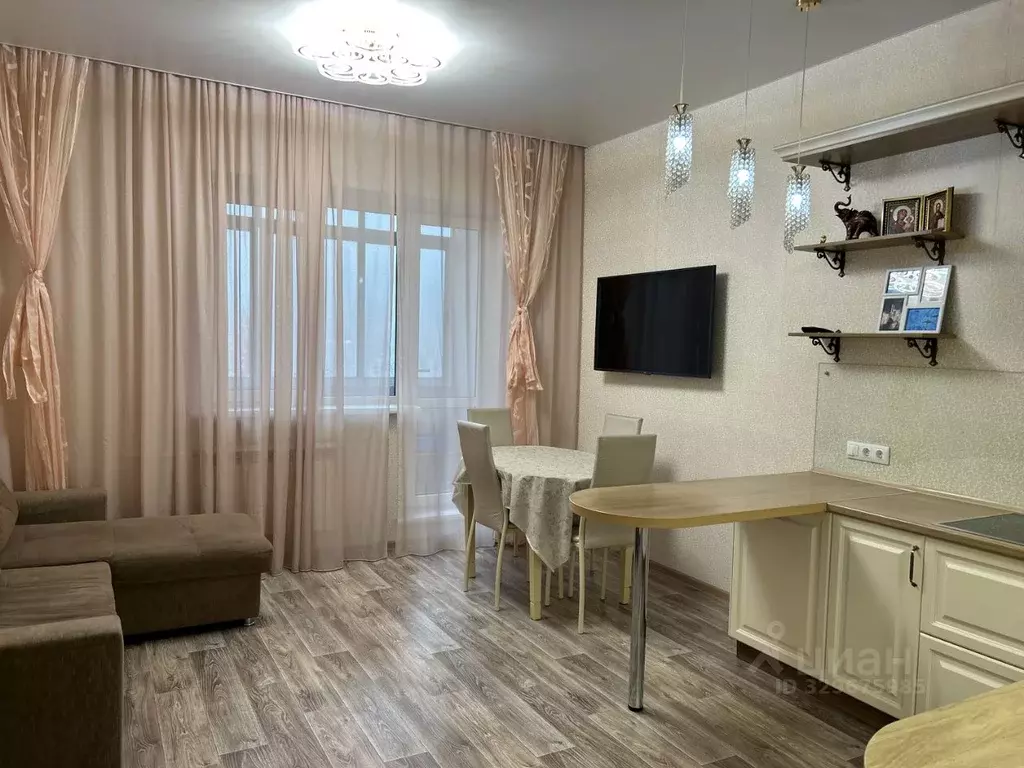 2-к кв. Самарская область, Тольятти Южное ш., 77 (65.2 м) - Фото 1