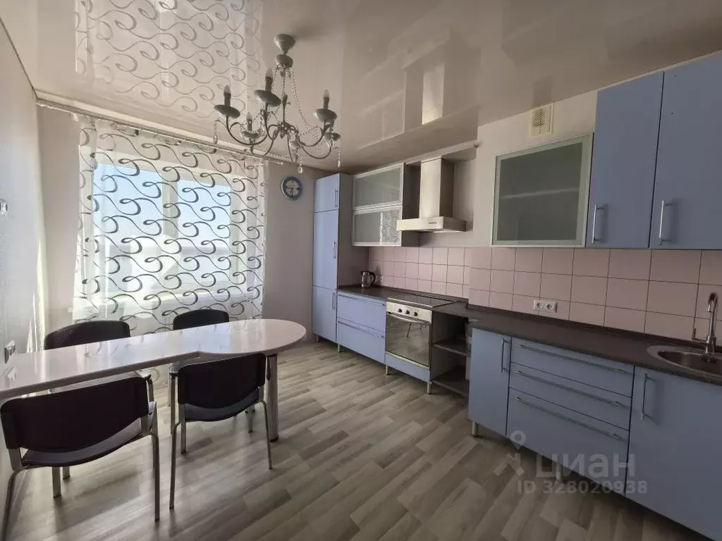 2-к кв. Волгоградская область, Волгоград Пугачевская ул., 16 (82.0 м) - Фото 2