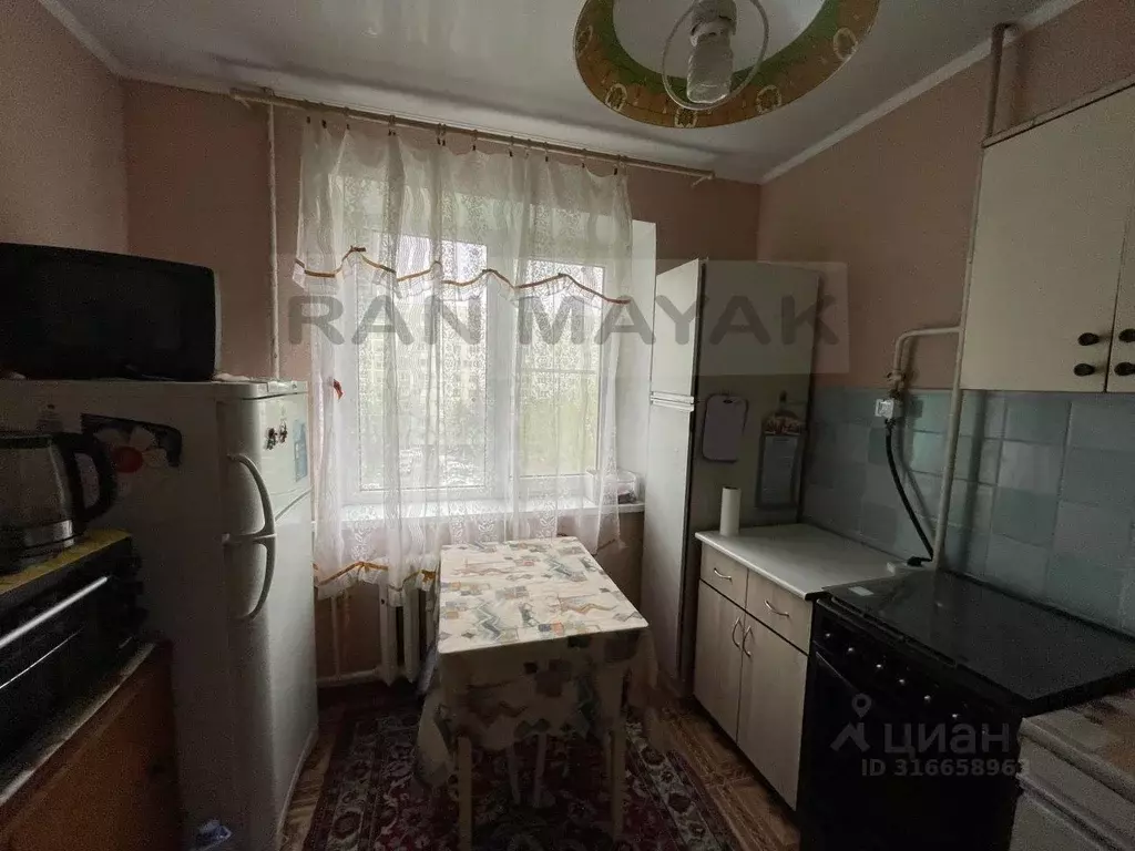 2-к кв. Адыгея, Майкоп ул. 12 Марта, 136 (50.8 м) - Фото 1