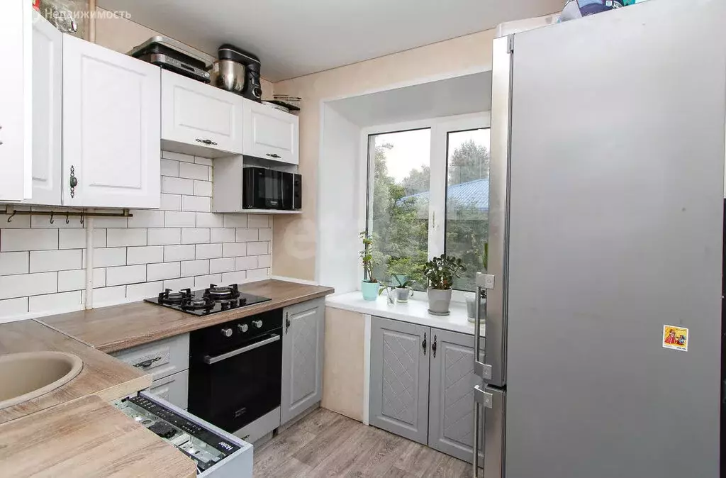 3-комнатная квартира: Тюмень, Ямская улица, 87 (52.8 м) - Фото 1