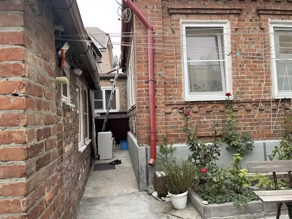 Дом в Ростовская область, Ростов-на-Дону, Нахичевань ул. 43-я Линия, ... - Фото 2