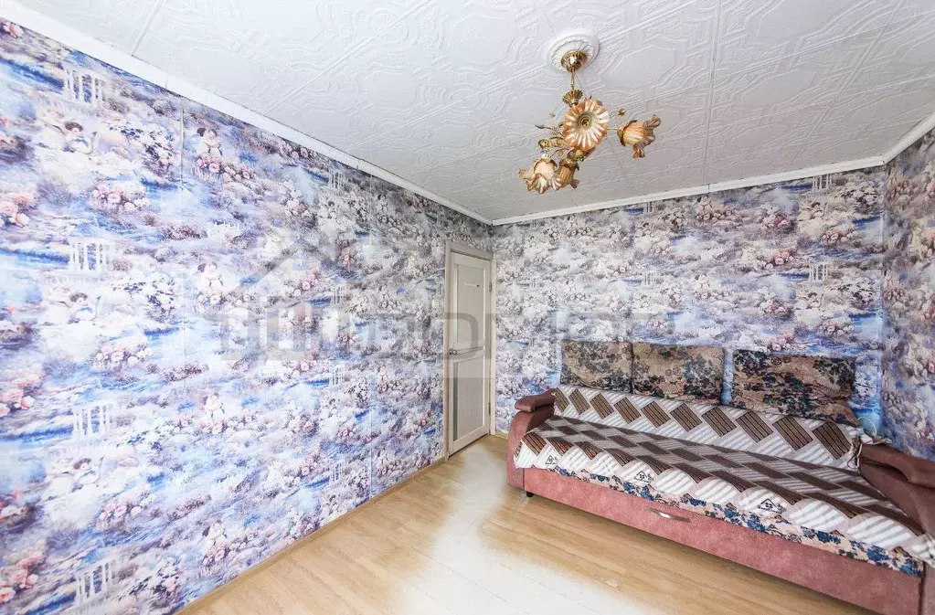 Продаётся 4-к квартира, 58.2 м - Фото 1