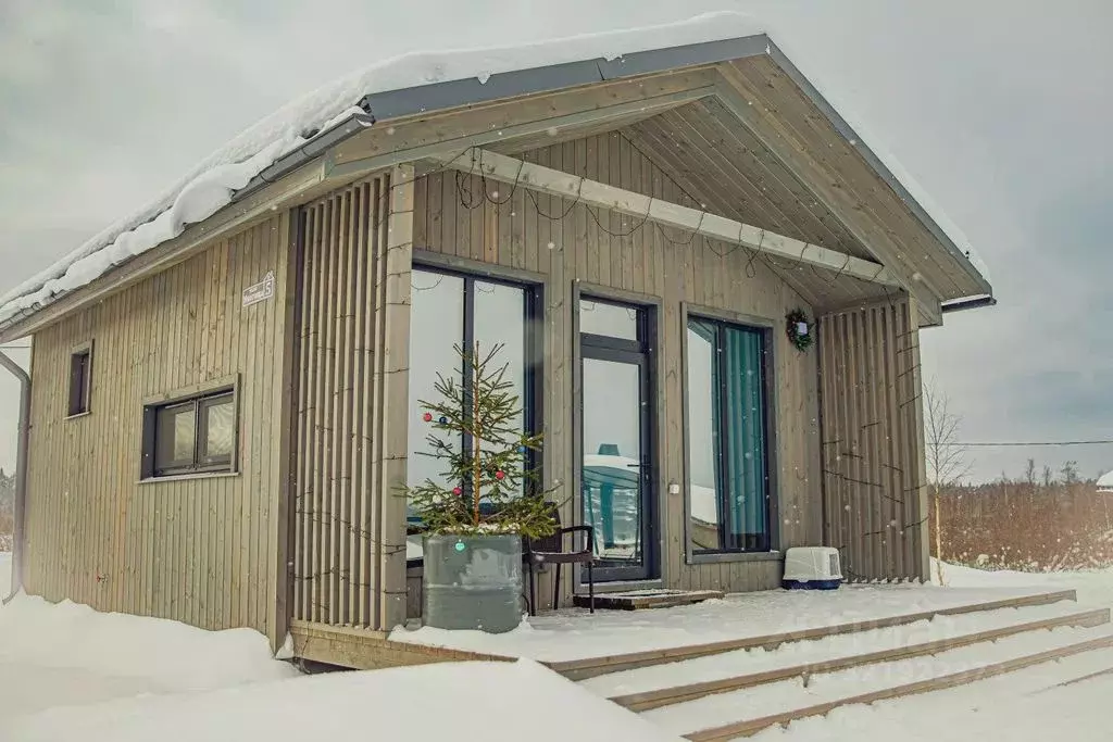 Дом в Новгородская область, Боровичский район, Травковское с/пос, д. ... - Фото 2